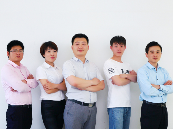 技術(shù)團(tuán)隊(duì).jpg 技術(shù)團(tuán)隊(duì).jpg